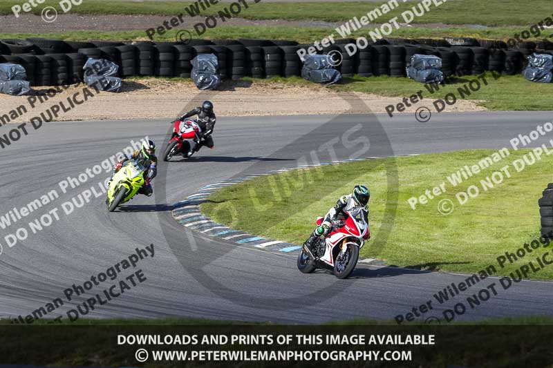 enduro digital images;event digital images;eventdigitalimages;lydden hill;lydden no limits trackday;lydden photographs;lydden trackday photographs;no limits trackdays;peter wileman photography;racing digital images;trackday digital images;trackday photos